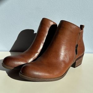 New/Never Worn Lucky Brand Basal Ankle Boot Brown